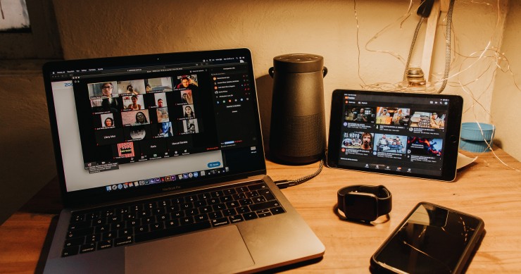 Comunicar desde casa: cuidados extra para evitar comprometer a segurança