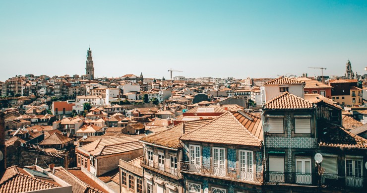 Preços das casas subiram mais de 10% até março, o mês marcado pela chegada da pandemia