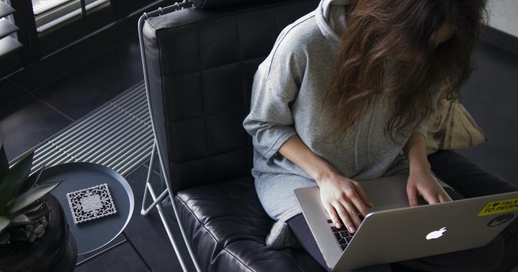 Lay-off simplificado chega a 877 mil trabalhadores 