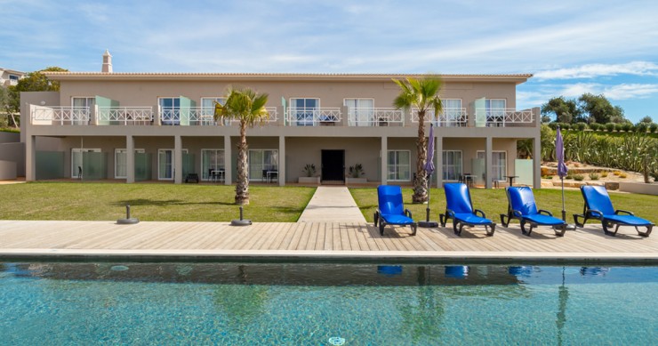 Faceți o afacere bună cu aceste apartamente accesibile în Algarve