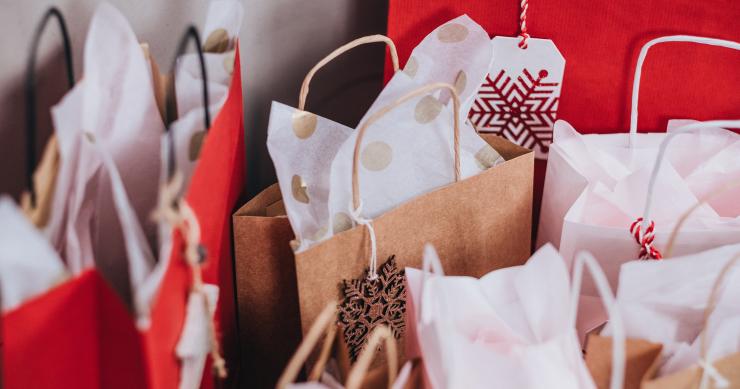 Prendas de Natal em plena pandemia: comprar antes e trocar até mais tarde - é o apelo do Governo