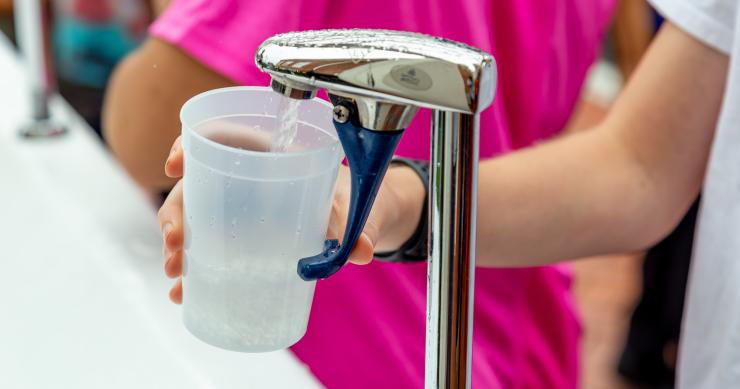 Consumo de água em casa: dicas para ajudar a reduzir a fatura