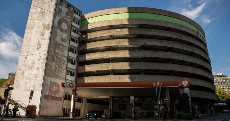 Câmara do Porto quer levar a hasta pública arrendamento de dois pisos do Silo Auto