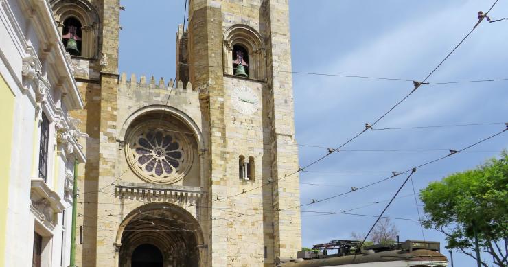 Cidades cresceram com o turismo e estão agora em crise – pós-Covid-19 já está a ser preparado