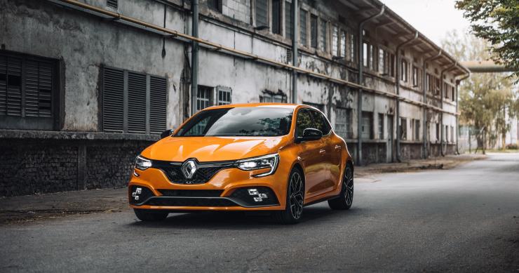 As marcas de carros mais vendidas em Portugal em 2020: Renault continua a ser líder