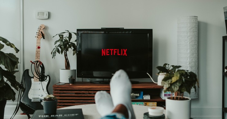 Empresas de comunicações podem limitar Netflix, HBO ou Youtube no confinamento