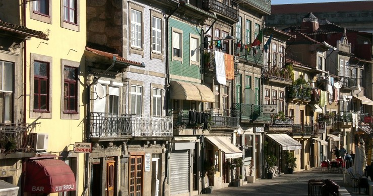 IMI abranda em 2021: quase metade dos portugueses vai pagar menos