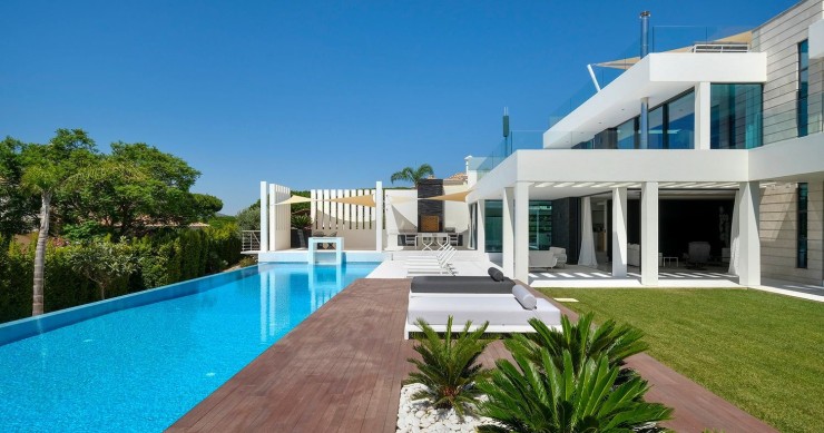 This luxury villa is for sale in the Algarve