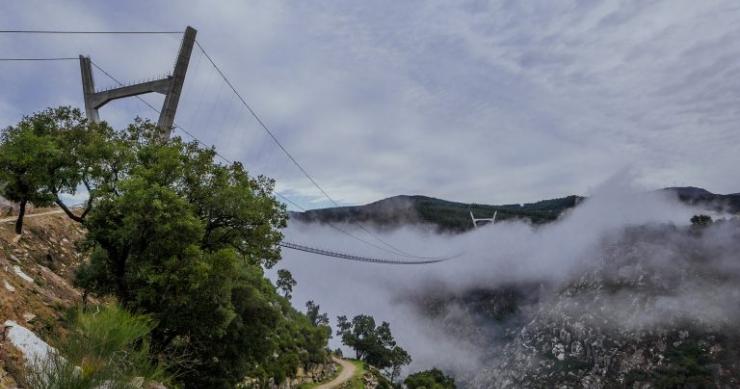 Maior ponte pedonal suspensa do mundo fica em Arouca e está prestes a abrir