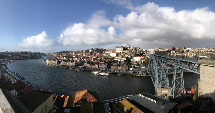 Segunda linha de Metro em Gaia e metrobus no Porto estão a avançar