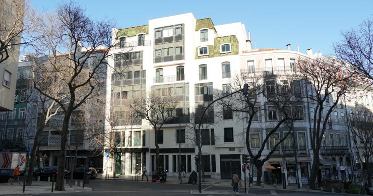 Edifício Passos Manuel 2 em Lisboa à procura de novo dono – e pode ser reconvertido para habitação