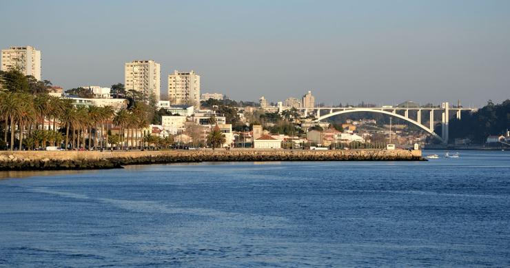 Câmara do Porto emitiu parecer a projeto que não previa demolição de edifício na Foz