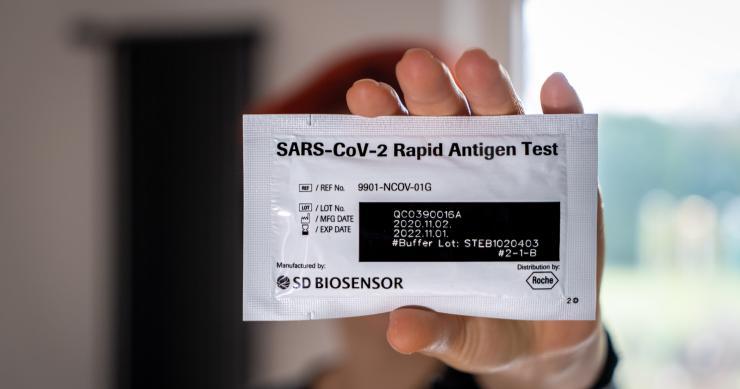 Venda de autotestes rápidos em supermercados