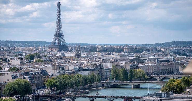 Paris limita velocidade a 30km/hora na maioria das ruas