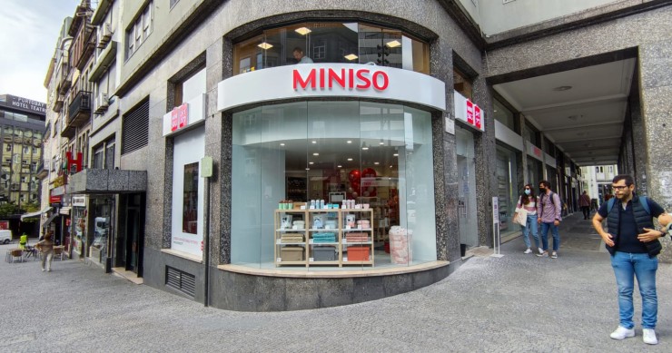 Miniso abre nova loja em Portugal: "Ikea" japonês chegou ao Porto