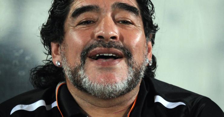 Casa e bens de Maradona a leilão