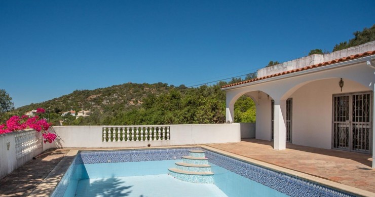 Bank properties in the Algarve