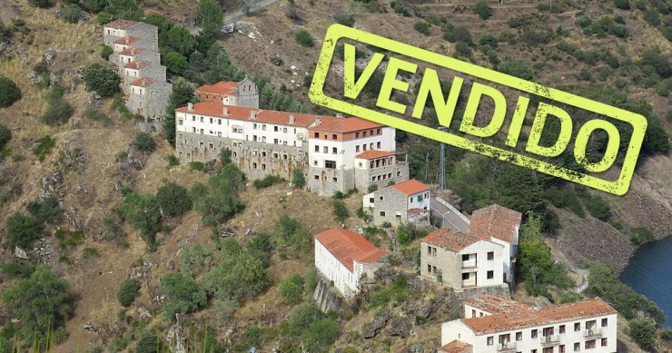 Aldeia em Espanha junto à fronteira com Portugal vendida por 300.000 euros