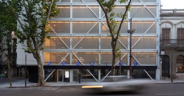 parque de estacionamento pré-fabricado