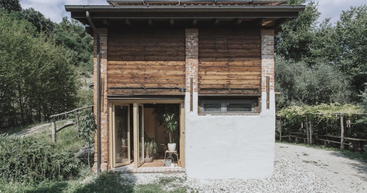 Casa reabilitada com técnicas e materiais artesanais em Veneza