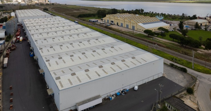 Imóveis de logística à venda