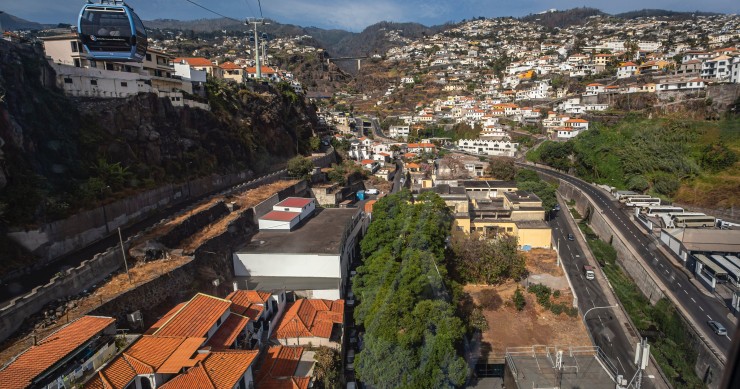 Terrenos para habitação acessível na Madeira