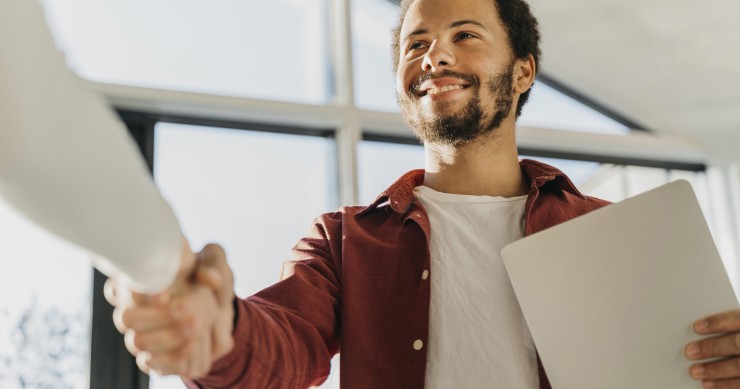 Acordo de trabalho entre empregado e empregador