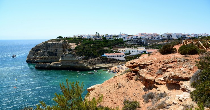 Wo kann man in Portugal ein Ferienhaus kaufen?