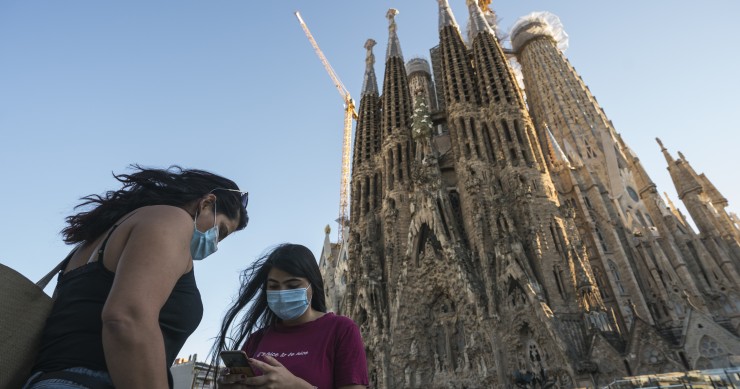 Sagrada Família em Barcelona quase concluída