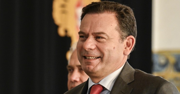 Luís Montenegro, primeiro-ministro Medidas do Mais Habitação caem