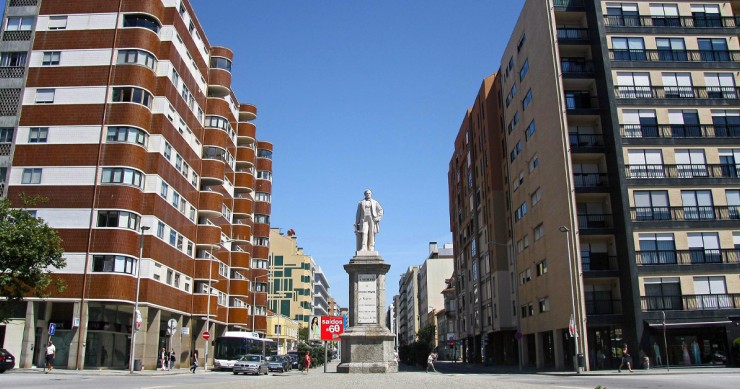 Mora em Matosinhos