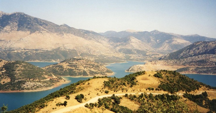 Lago Mornos