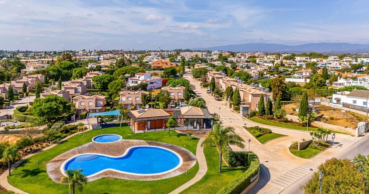 Portugal holiday homes for sale
