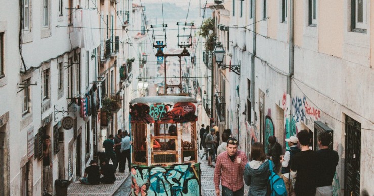 Alojamento local e negócios turísticos