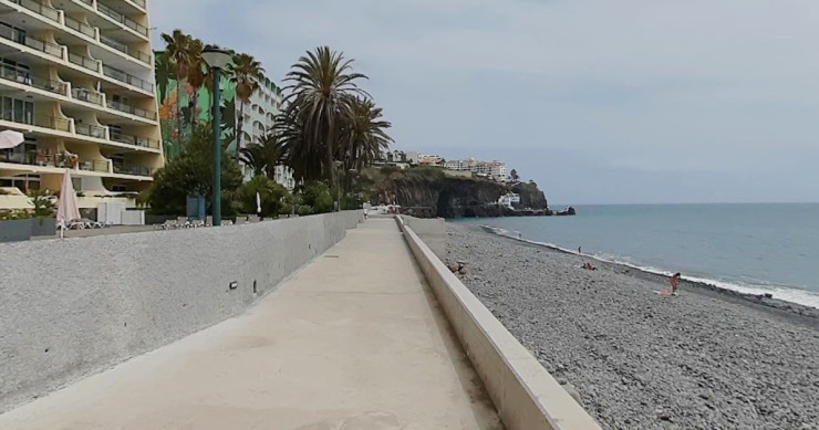 Funchal impedido de licenciar imóveis