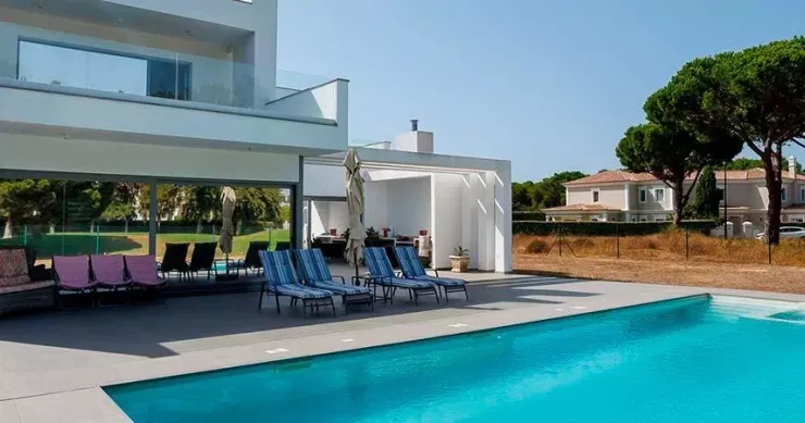 Home in Quarteira, Faro - 2,750,000 euros