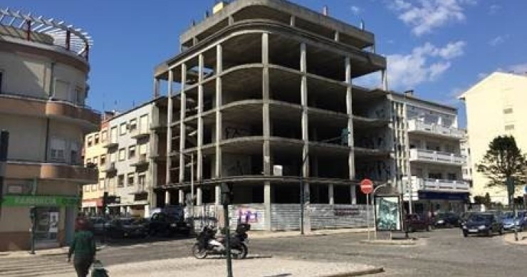 Edifício abandonado em Aveiro