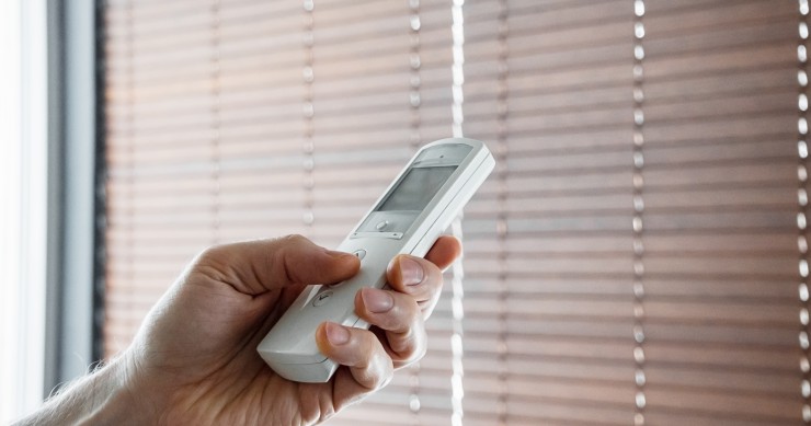 substituir persianas por estores elétricos