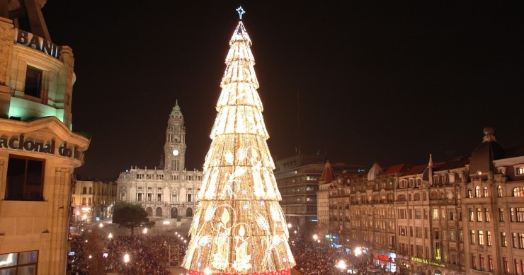 árvore de Natal na Avenida dos Aliados