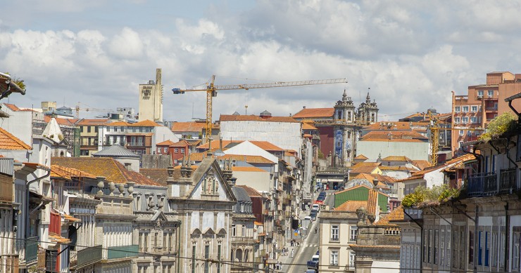 Compra de casas novas no Porto em planta