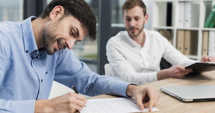 Negócio de compra e venda de casas