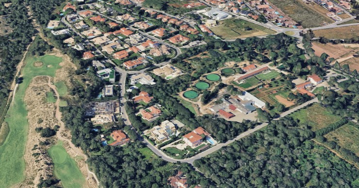 Câmara de Cascais compra 32 terrenos