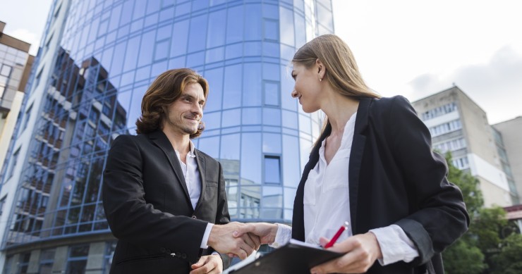 Investimento imobiliário comercial