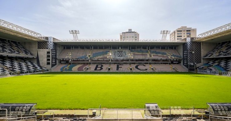 Boavista quer travar leilão de estádio do Bessa