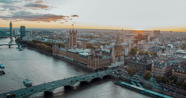 Juros em Inglaterra