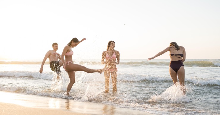 Bandeiras na praia: o que significam?