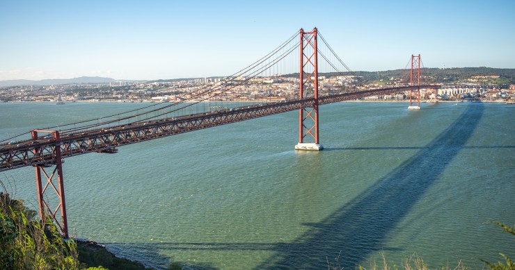 Ponte 25 de Abril