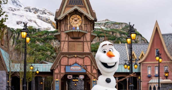 Disneyland Paris: universo encantado de Frozen chega ao parque em 2026