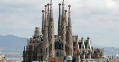 Sagrada_Familia_01