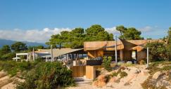 Casadelmar-hotel-01-800x533